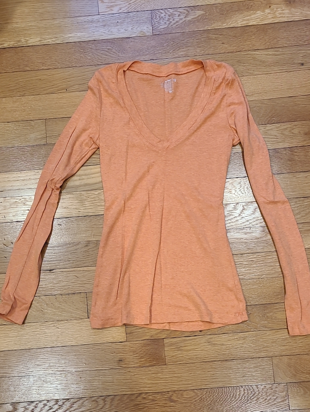 Old Navy Women's Long Sleeve V-Neck Top in Peach